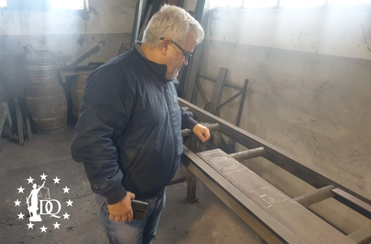 Un Artista Asturiano del Metal, Seleccionado por el Grupo Doctrina Qualitas para la Realización del Trofeo Doctrina Qualitas 2024 Un Artista Asturiano del Metal, Seleccionado por el Grupo Doctrina Qualitas para la Realización del Trofeo Doctrina Qualitas 2024